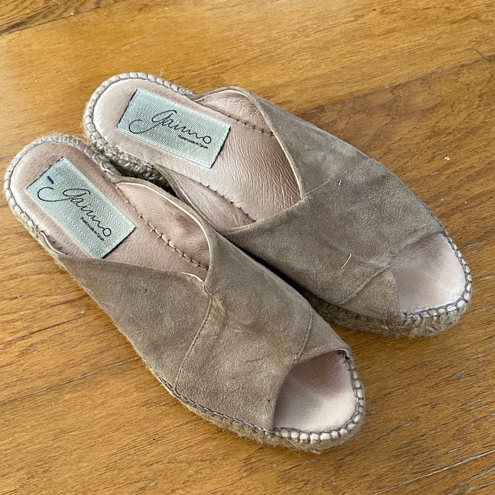 Gaimo Women's Brown Espadrille Slide Sandals